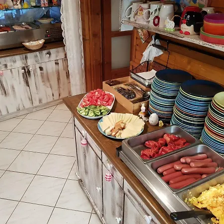 Anna Vendeghaz Bed & Breakfast *