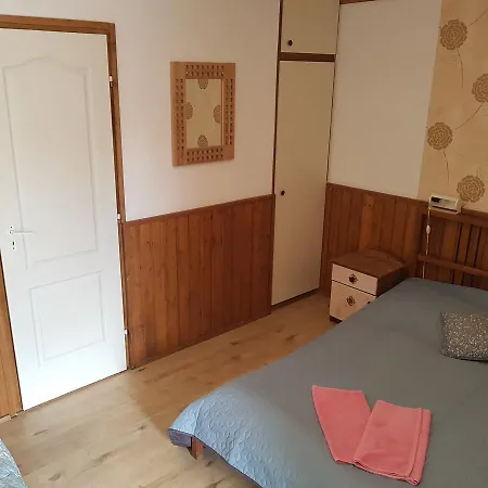 Anna Vendeghaz Szilvásvárad