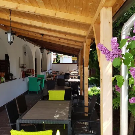 Bed & Breakfast Anna Vendeghaz *