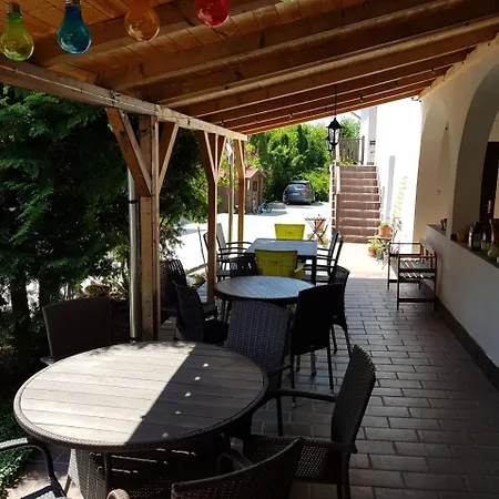 Anna Vendeghaz Szilvásvárad