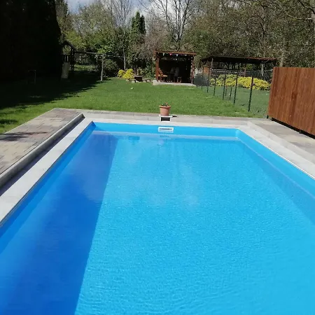 Bed and Breakfast Anna Vendeghaz *